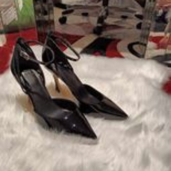 Marc Fisher LTD (Lynnie Ankle Strap Pumps) - Picture 4 of 5